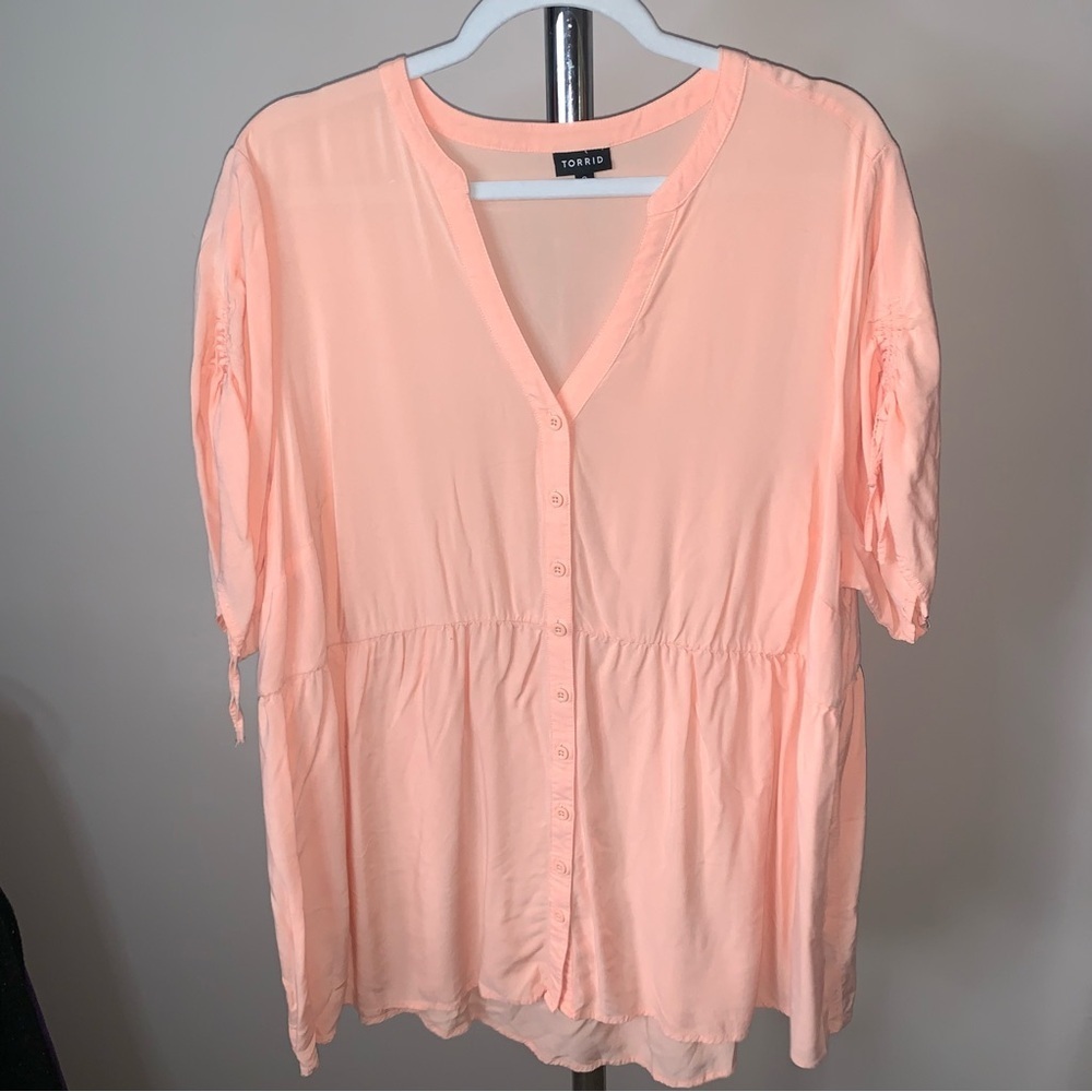 Torrid Button Front blouse - Picture 3 of 5